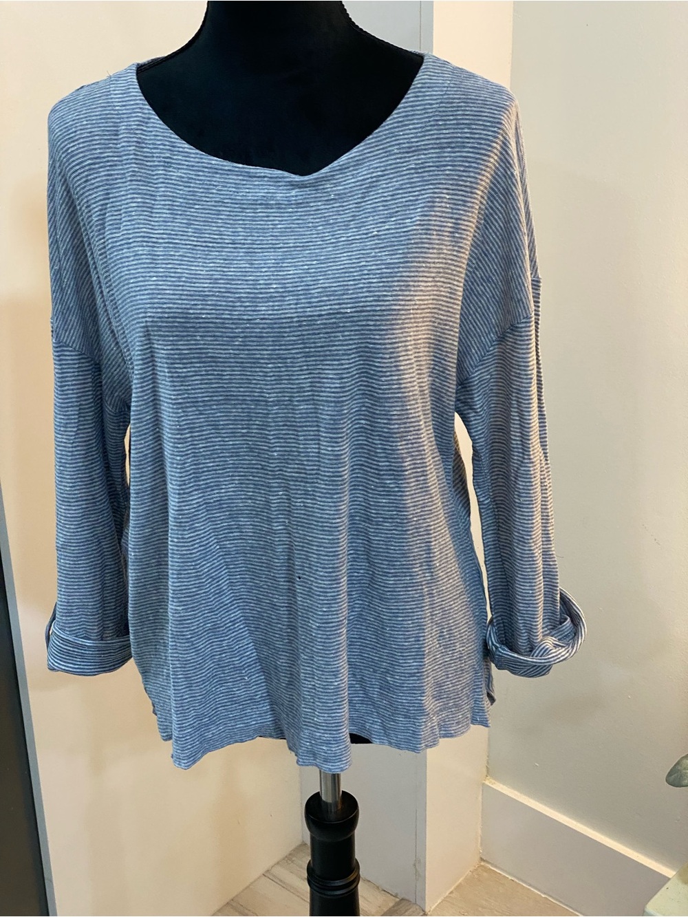 Adrienne Vittadini Light Blue Striped Long Sleeve Top